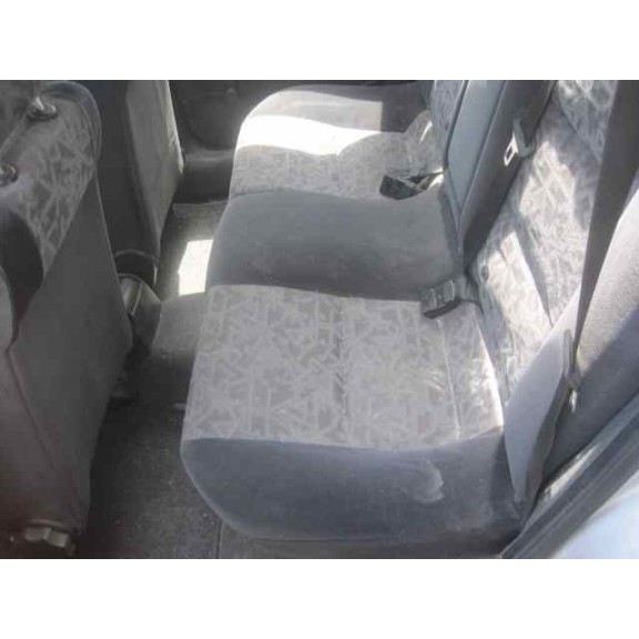 opel vectra b berlina del año 1997