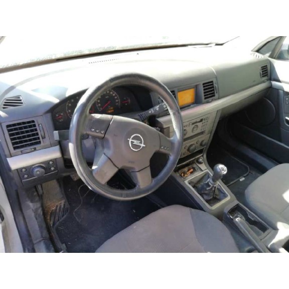 opel vectra c berlina del año 2002