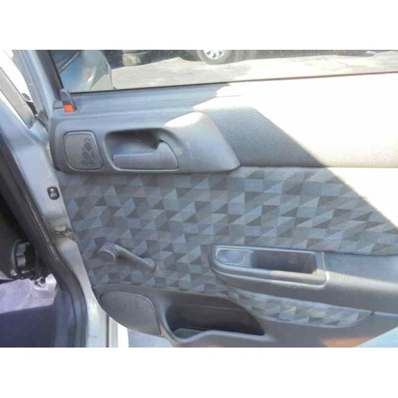 opel astra g berlina del año 1998