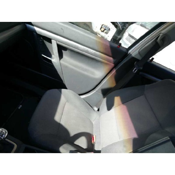 opel vectra c berlina del año 2002