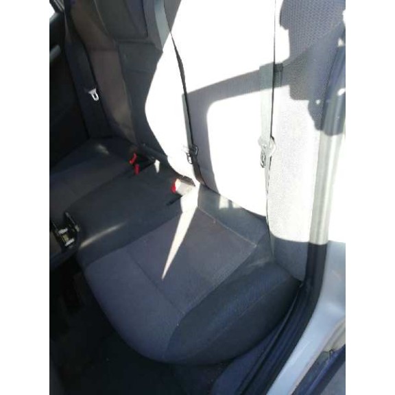 opel vectra c berlina del año 2002