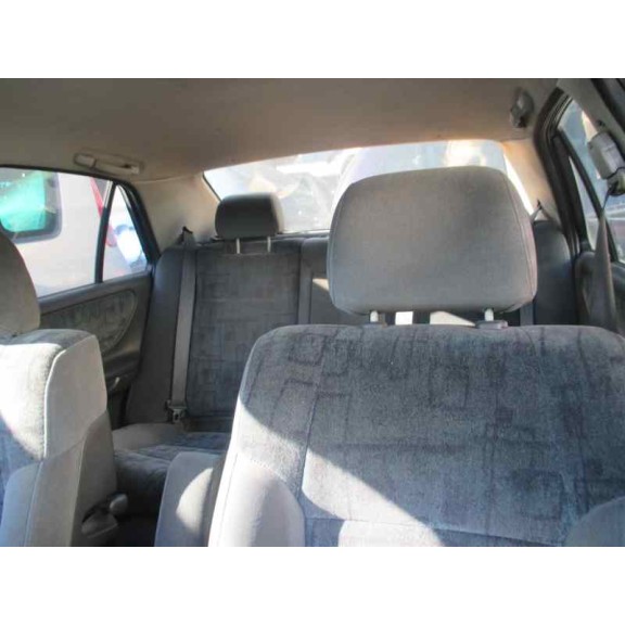 mazda 626 berlina (gf) del año 2000