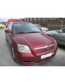 toyota avensis berlina (t25) del año 2004