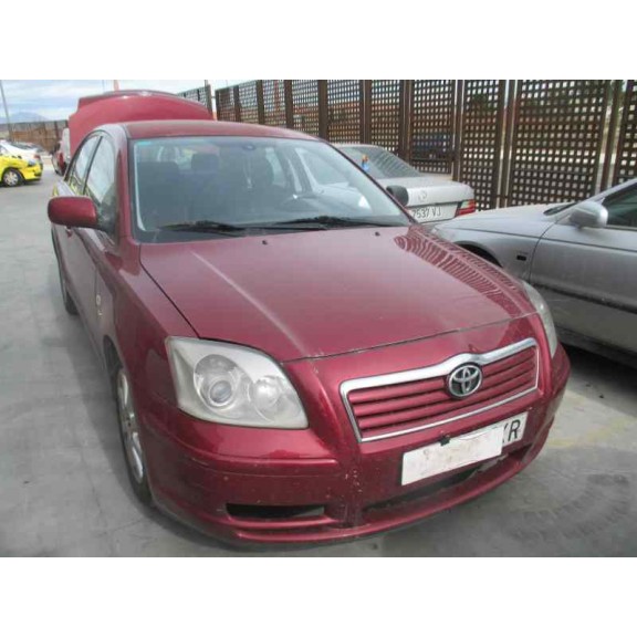 toyota avensis berlina (t25) del año 2004
