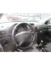 toyota avensis berlina (t25) del año 2004