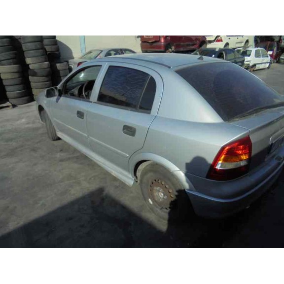 opel astra g berlina del año 1998
