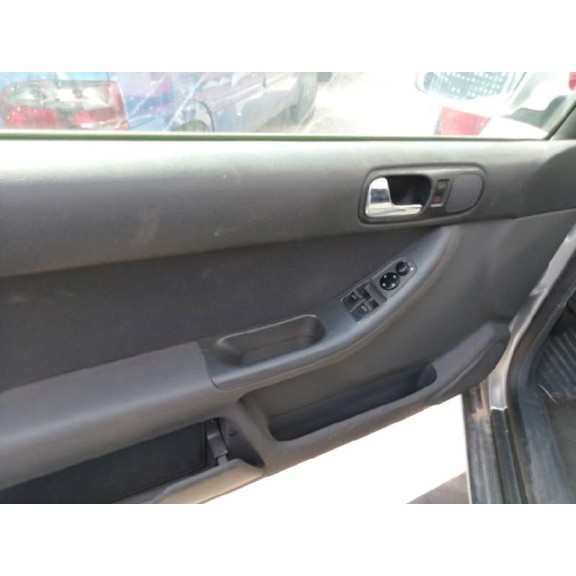 audi a3 (8l) del año 2000