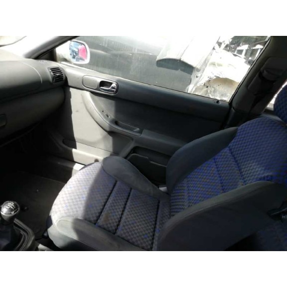 audi a3 (8l) del año 2000