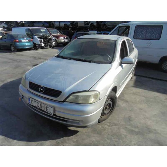 opel astra g berlina del año 1998