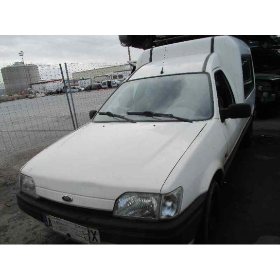 ford fiesta berl./courier del año 1996
