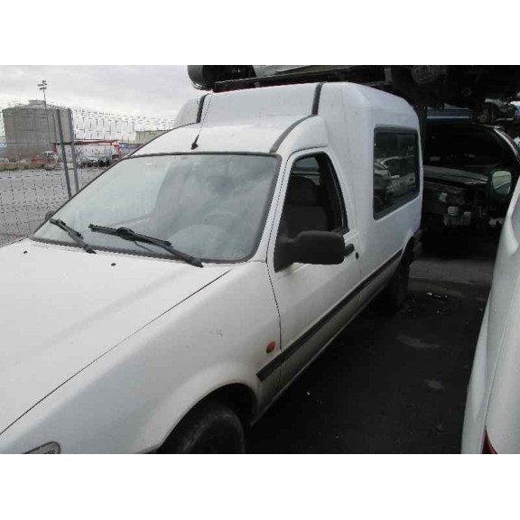 ford fiesta berl./courier del año 1996