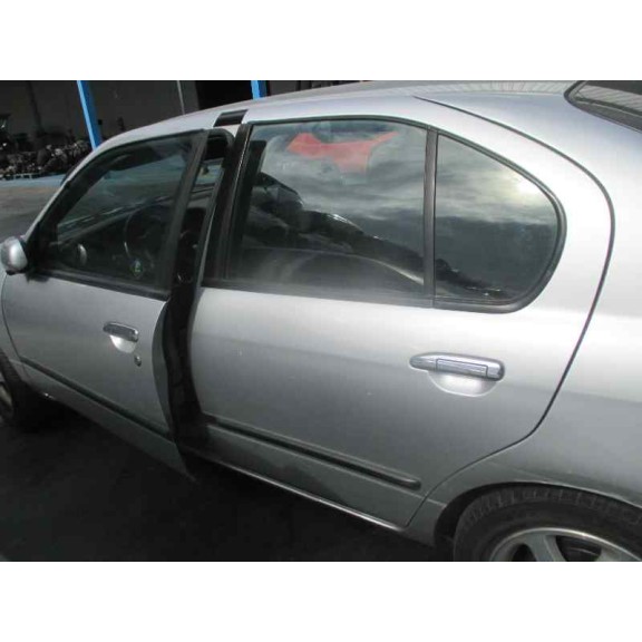 nissan primera berlina (p11) del año 1998