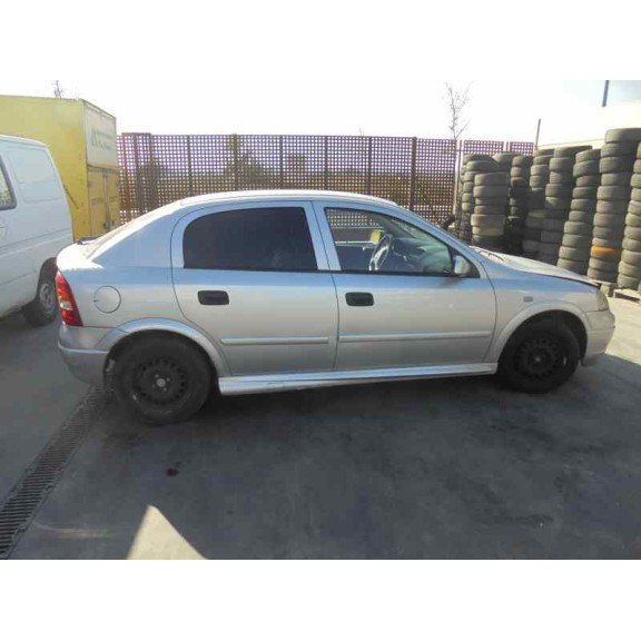 opel astra g berlina del año 1998