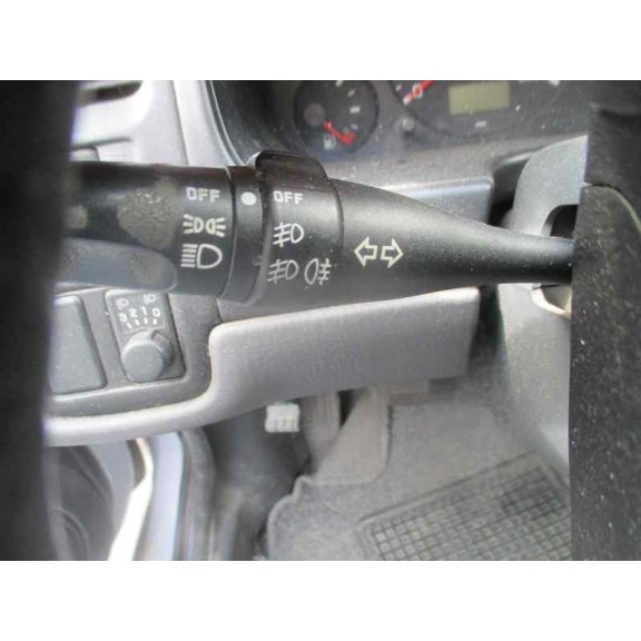 nissan primera berlina (p11) del año 1998