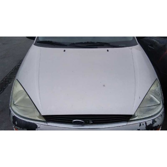ford focus berlina (cak) del año 2000