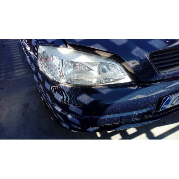 opel astra g berlina del año 2001