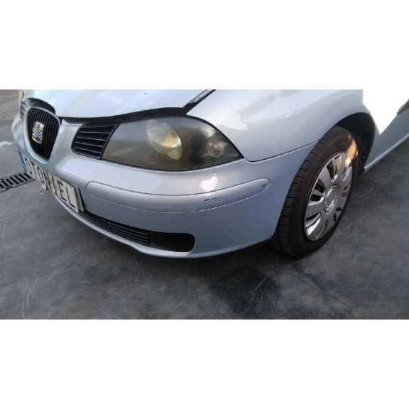 seat ibiza (6l1) del año 2002