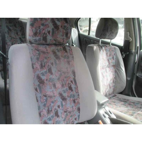 nissan primera berlina (p11) del año 1998