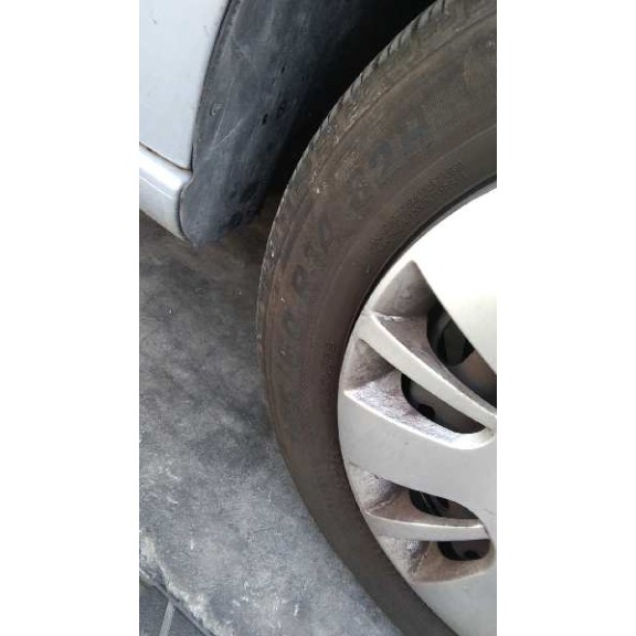 seat ibiza (6l1) del año 2002