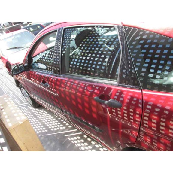 ford focus berlina (cak) del año 2003