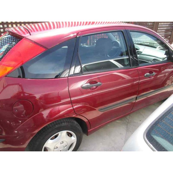 ford focus berlina (cak) del año 2003