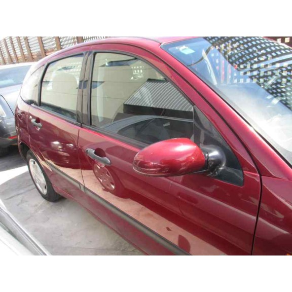 ford focus berlina (cak) del año 2003