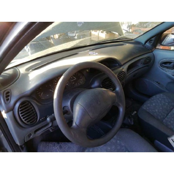 renault megane i classic (la0) del año 1998