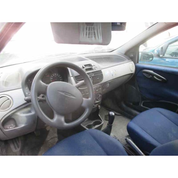 fiat punto berlina (188) del año 2000