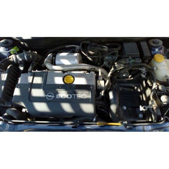 opel astra g berlina del año 2001