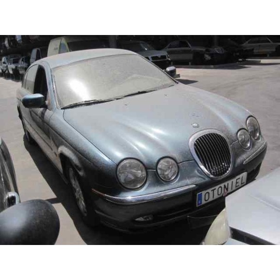 jaguar s-type del año 2000