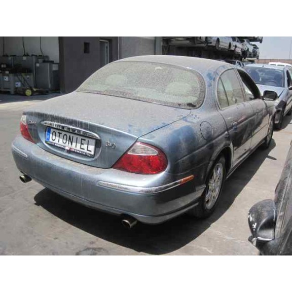jaguar s-type del año 2000