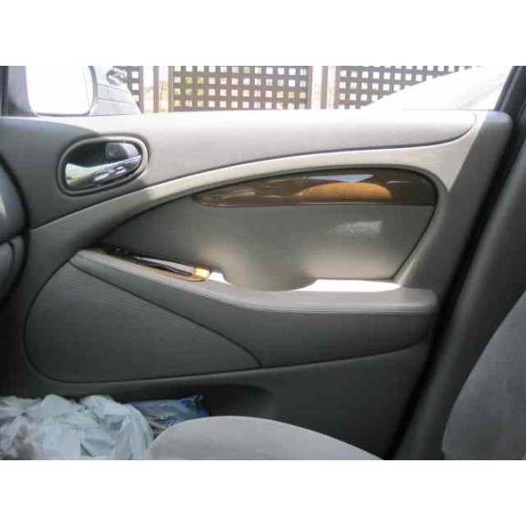 jaguar s-type del año 2000