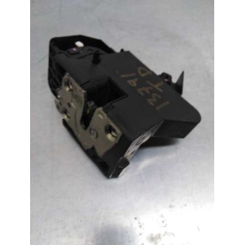 Recambio de cerradura puerta trasera derecha para dacia sandero 0.9 tce cat referencia OEM IAM 825022281R  2 PINS