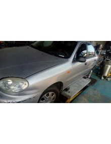 daewoo lanos del año 2000 2