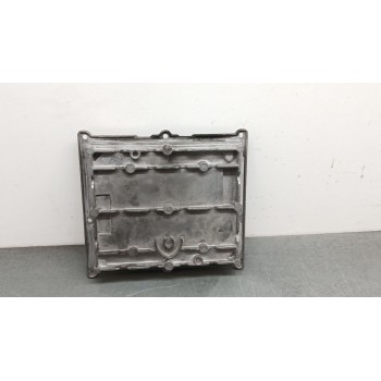 Recambio de centralita motor uce para smart coupe cdi básico referencia OEM IAM 0002749v001 0281010161 