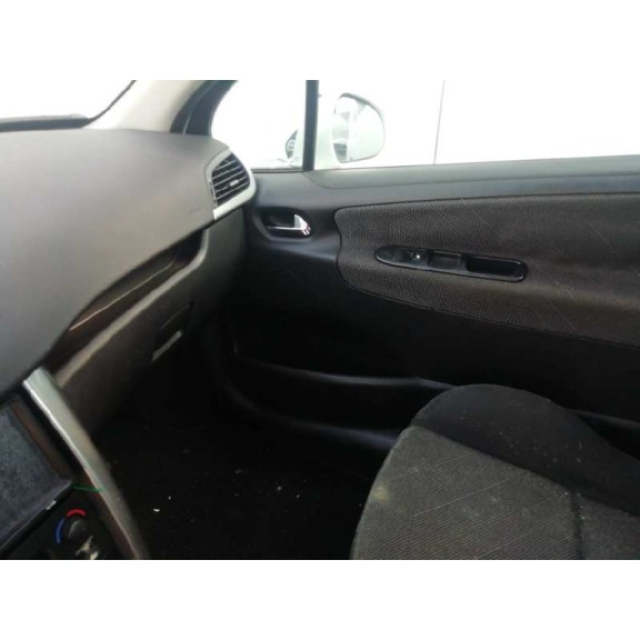 peugeot 207 del año 2008