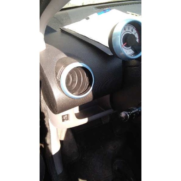 peugeot 107 del año 2008