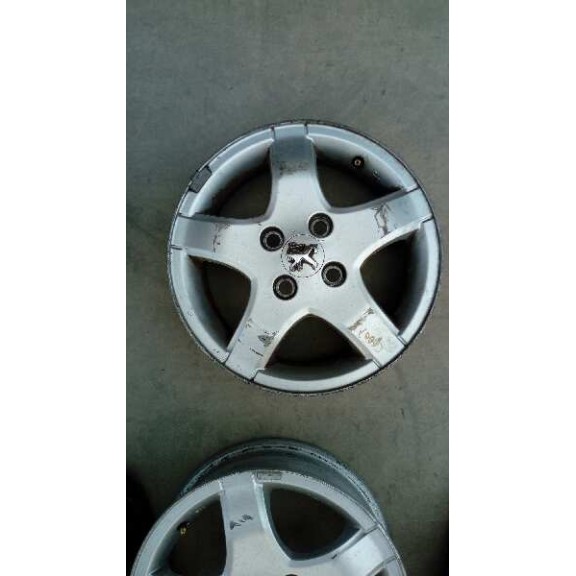 peugeot 107 del año 2008