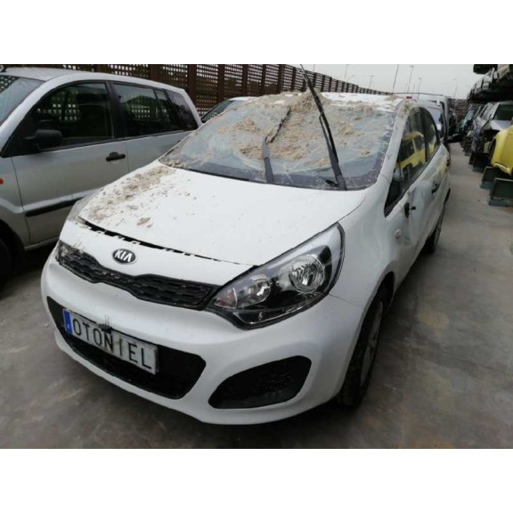 kia rio del año 2012