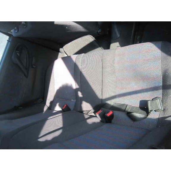 volkswagen polo berlina (6n1) del año 1998