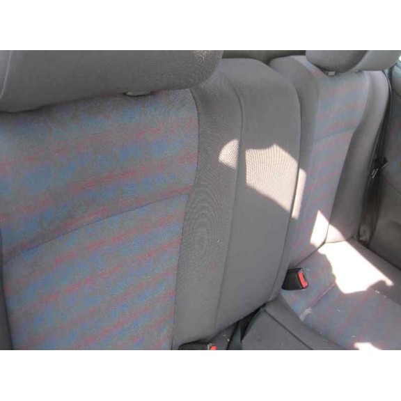 volkswagen polo berlina (6n1) del año 1998