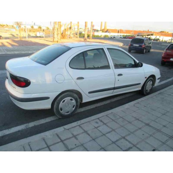renault megane i classic (la0) del año 1997