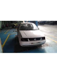volkswagen polo berlina (6n1) del año 1995