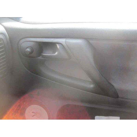 volkswagen polo berlina (6n1) del año 1998