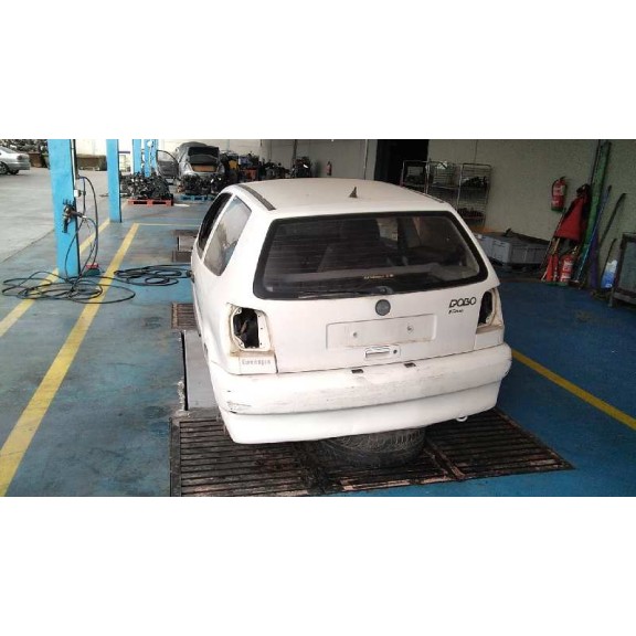 volkswagen polo berlina (6n1) del año 1995