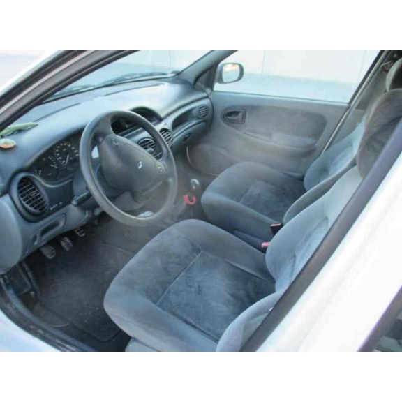 renault megane i classic (la0) del año 1997