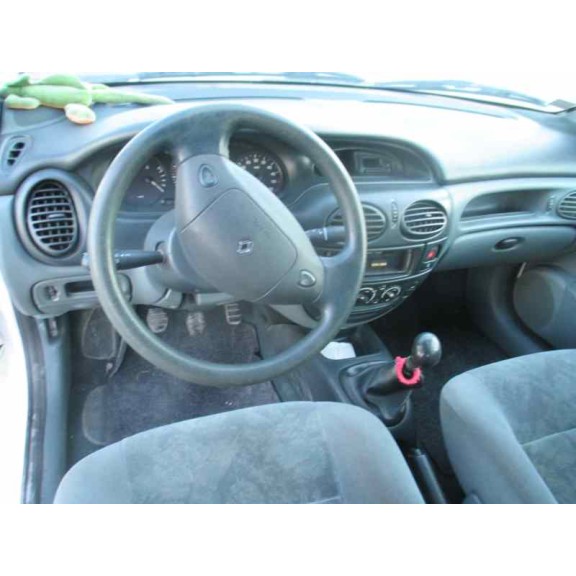 renault megane i classic (la0) del año 1997