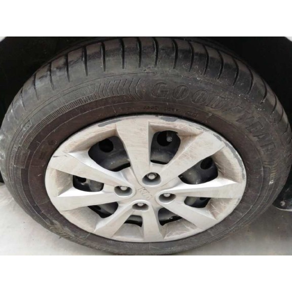 kia rio del año 2012