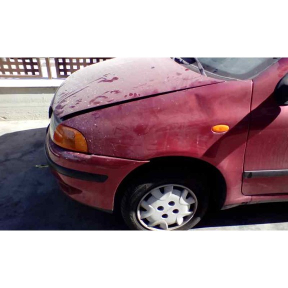 fiat punto berlina (176) del año 1999