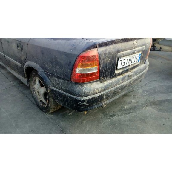 opel astra g berlina del año 1999